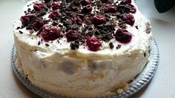 Tort szwarcwaldzki (tort czarnoleski) Tort szwarcwaldzki (tort czarnoleski)