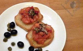 Bruschetta z pomidorami Bruschetta z pomidorami