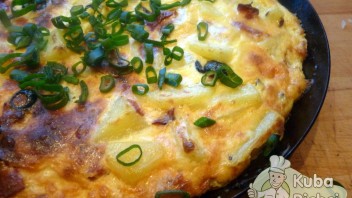 Tortilla z Chorizo i serem Manchego