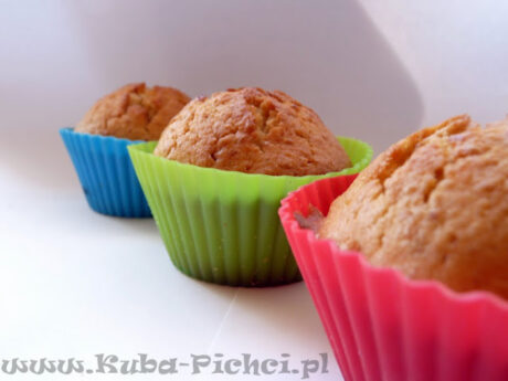 Muffiny z marmoladą pachnące wanilią