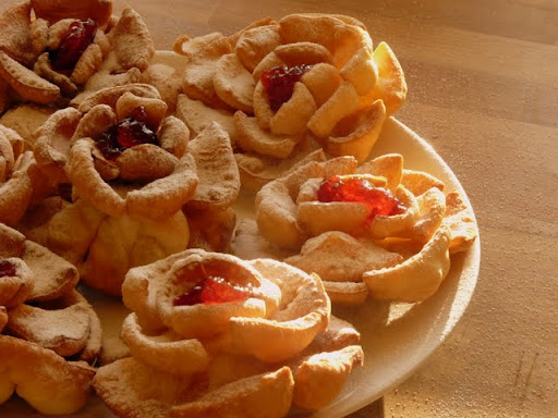 Róże karnawałowe