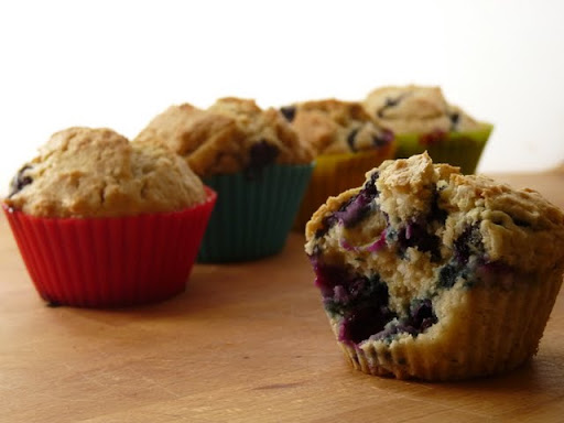 Muffiny kokosowe z borówkami amerykańskimi