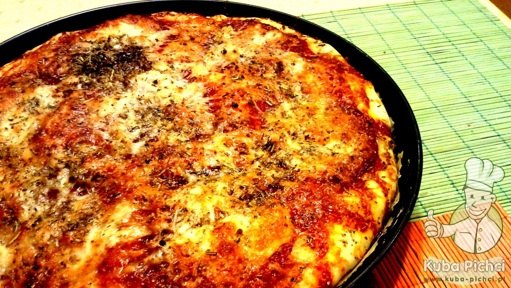 Pizza na grubym cieście