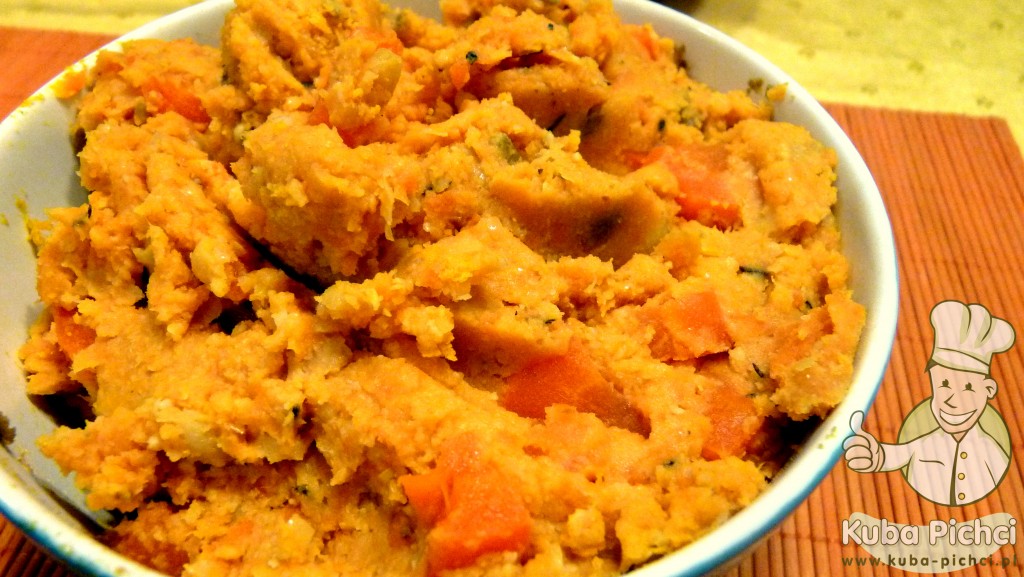 Pasta kanapkowa z pieczonej marchewki