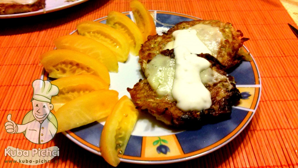 Placki z cukinii z mozzarellą
