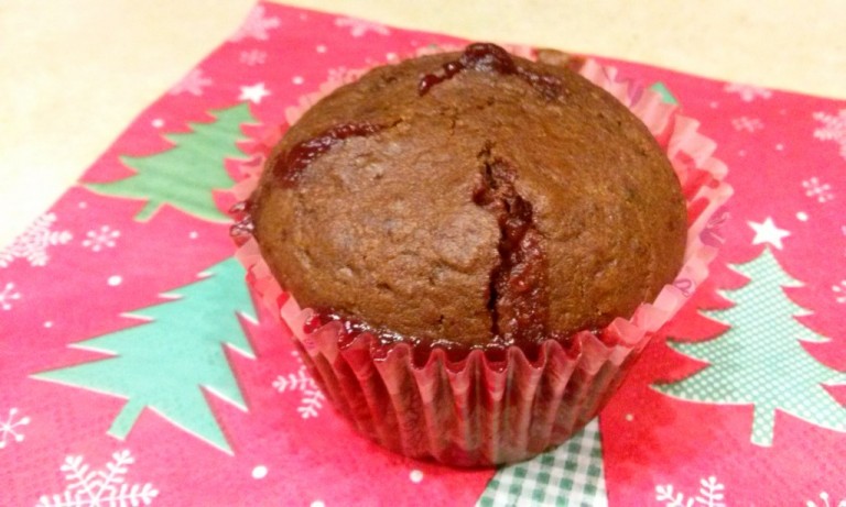 Muffiny piernikowe z konfiturą wiśniową